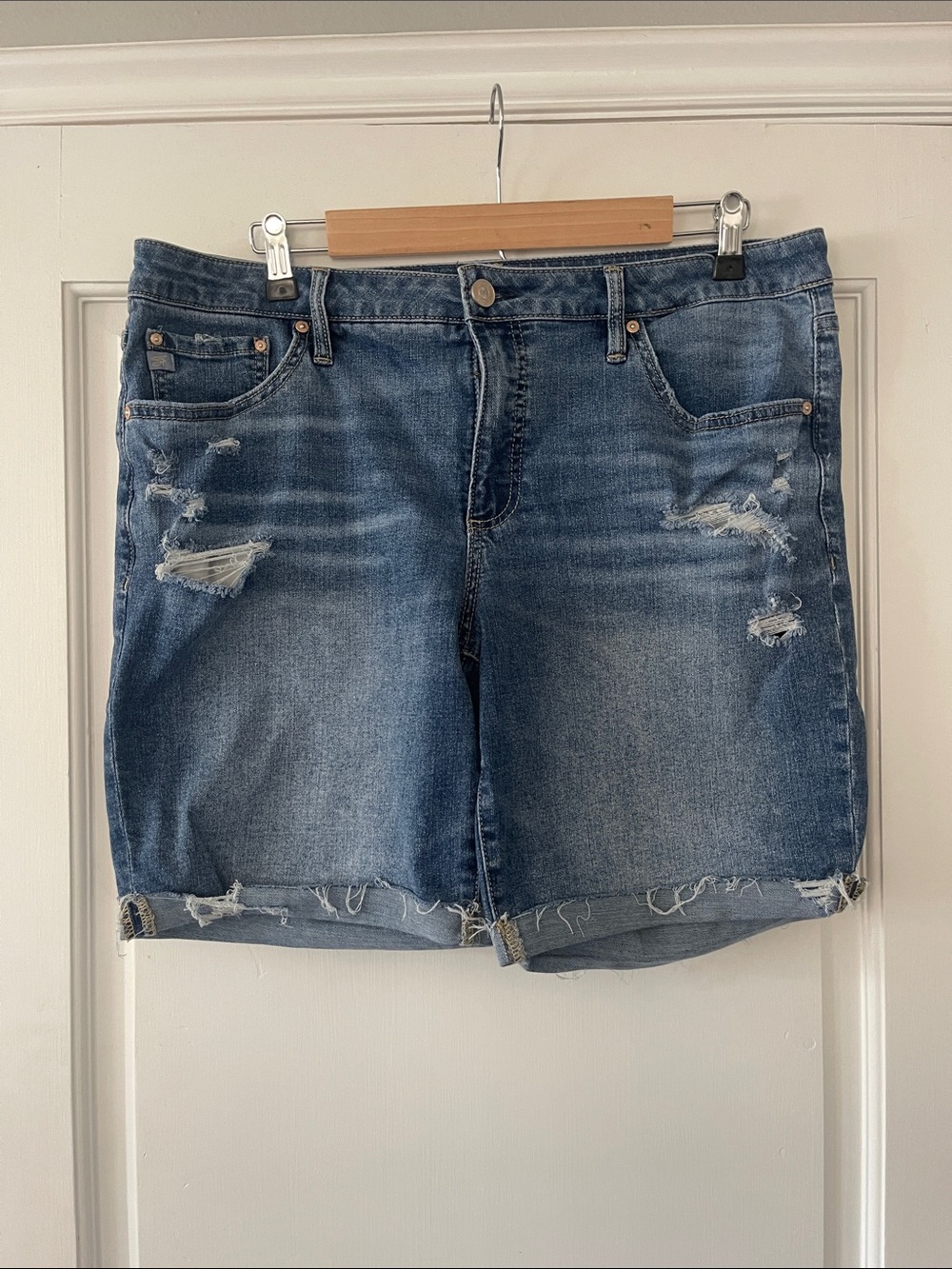 Seven Blue Distressed Denim Women’s Shorts